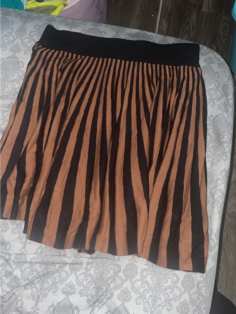 AKIRA Black and Brown Striped Pleated Skirt